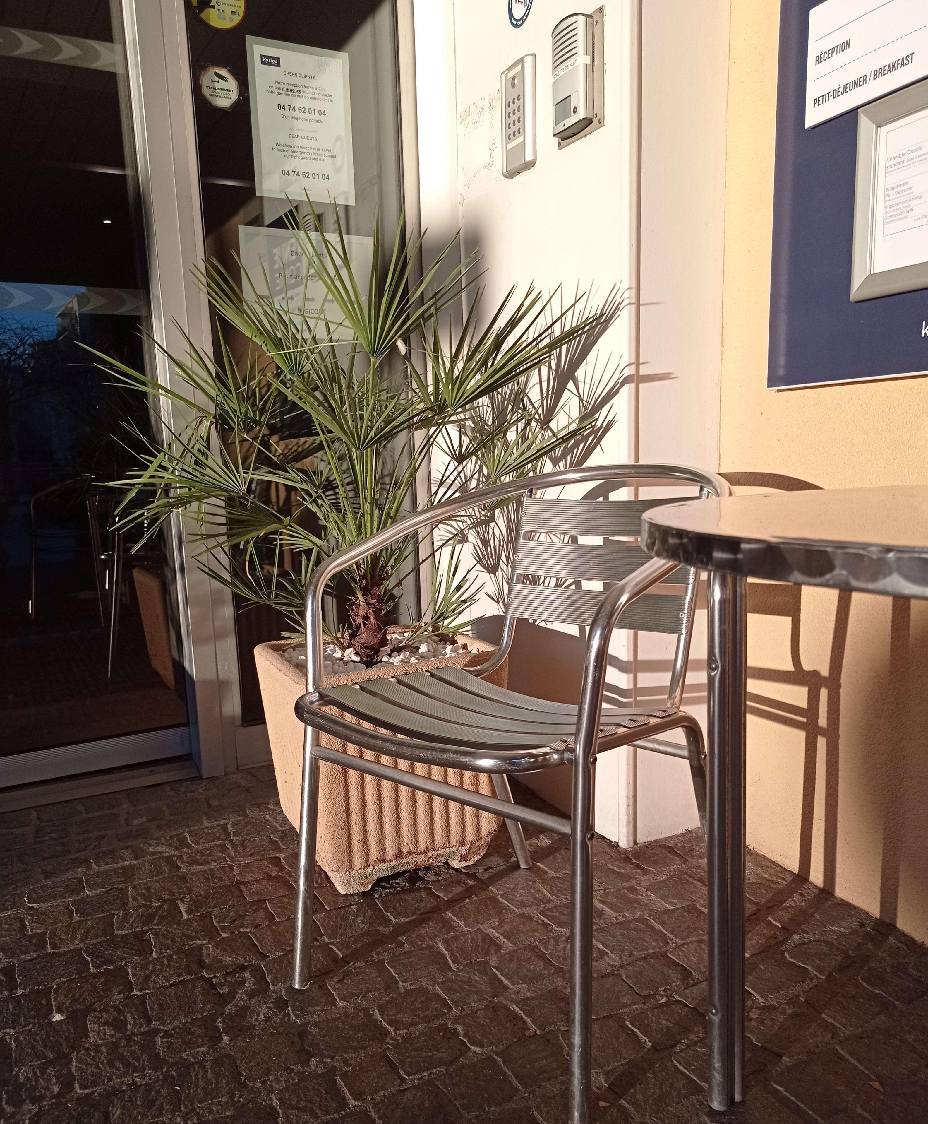 Kyriad Villefranche Sur Saone Екстериор снимка